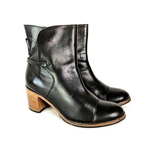 Wolverine 1000 Mile Leather Samantha Pleet Bonny Moto Boot Black Women Size 7